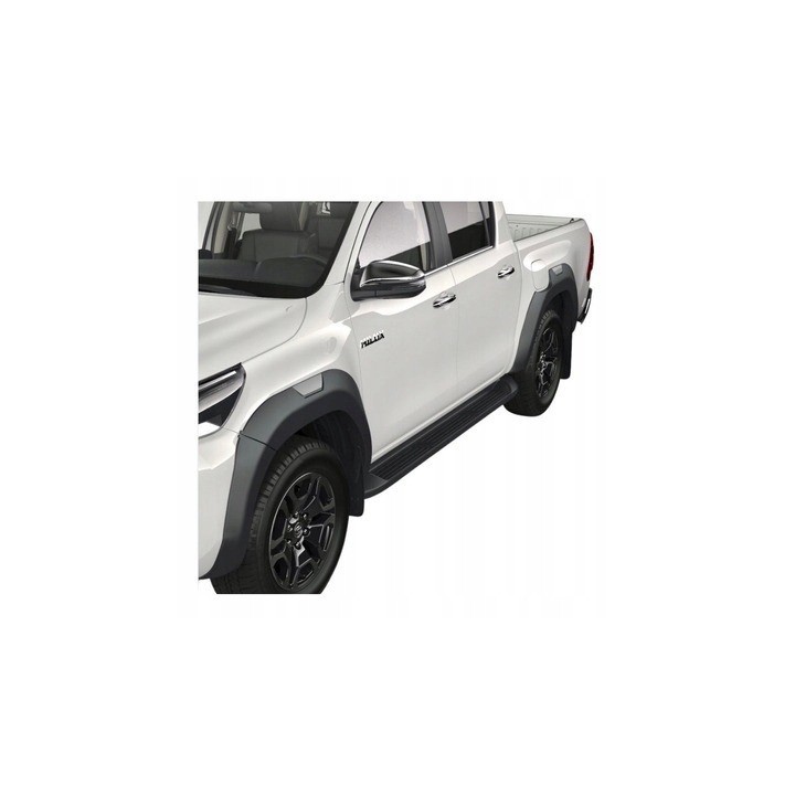 Poszerzenia błotników OEM Toyota Hilux 2015-2017 — komplet, +5 cm na stronę