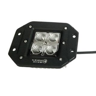 Lampa LED 4x3W Habitat od przodu – cztery soczewki i kołnierz do montażu wpuszczanego
