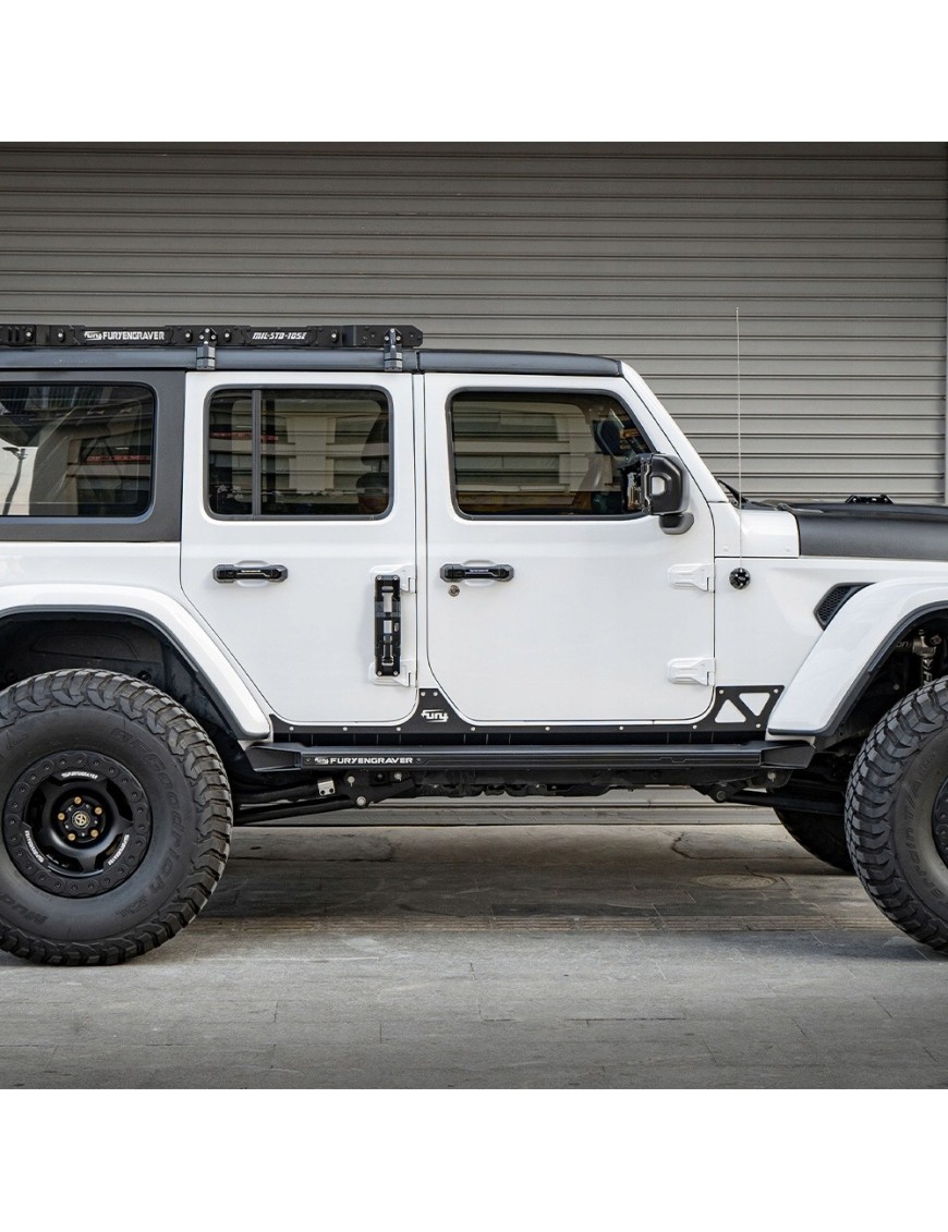 Nakładki progów FURY Jeep Wrangler JLU 4D — komplet aluminiowy