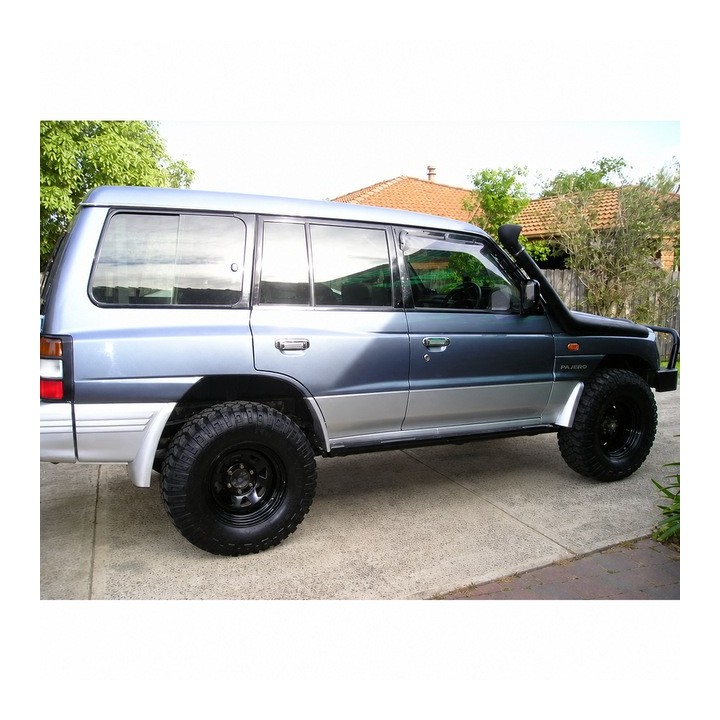 Felga stalowa czarna 16x8 | ET -10 Snakeman 4WD — Nissan Terrano, Nissan Patrol (SNFC16X8-6X139,7X110/-10/B) - ujęcie 10