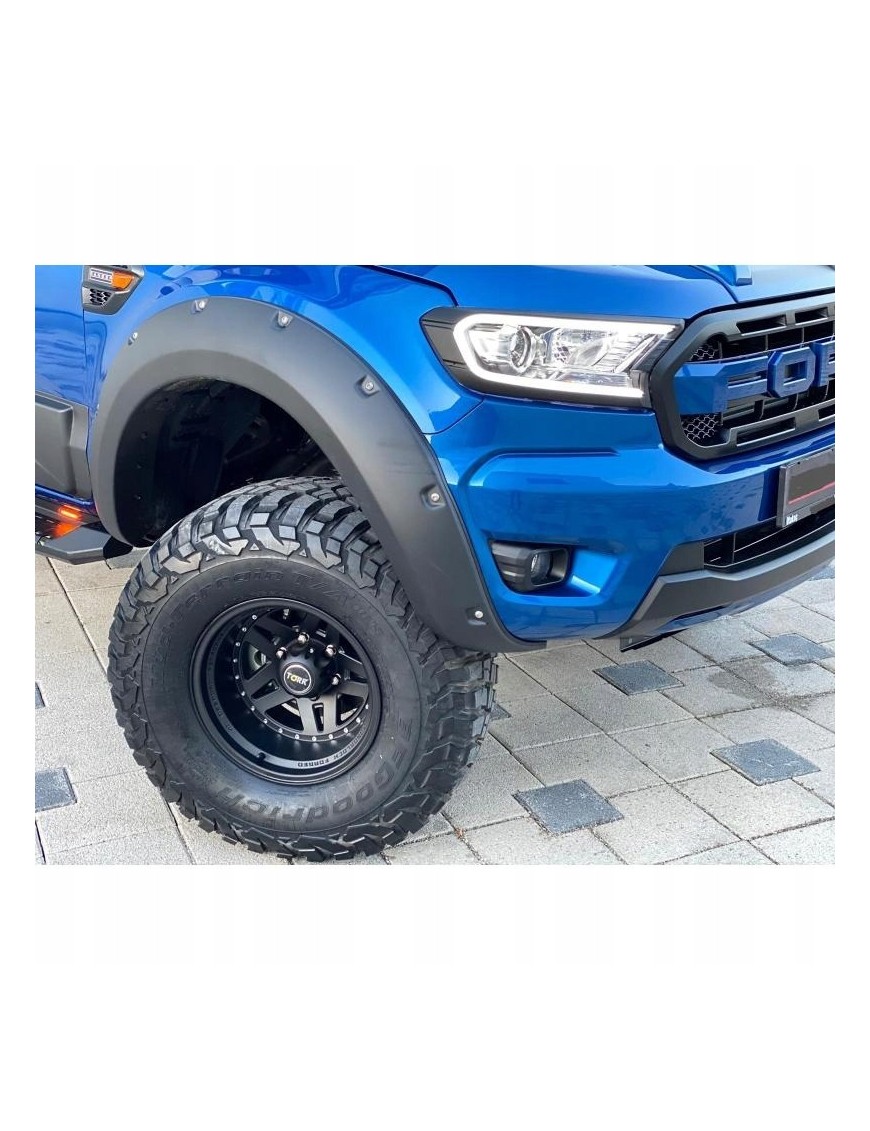 Kufer na drzwi bagażnika zamiast koła zapasowego Jeep Wrangler JL / JLU 2018+