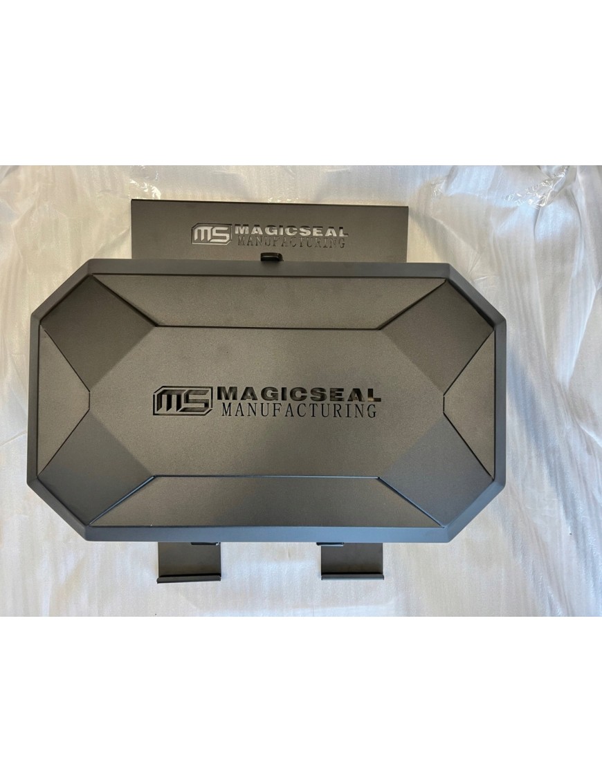 Kufer boczny na szybę — skrzynia aluminiowa Jeep Wrangler JL / JLU 2018+