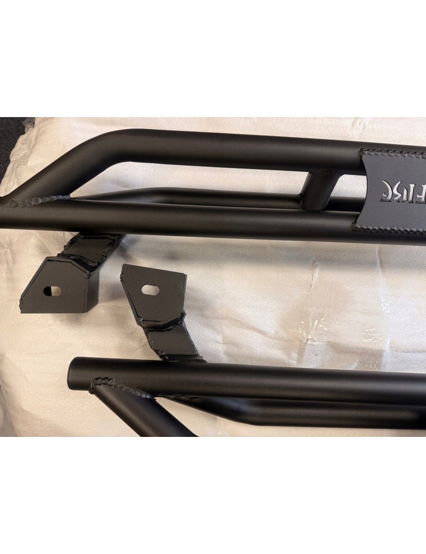 Progi rurowe stalowe TopFire Jeep Wrangler JL 4-drzwiowy 2018-2026
