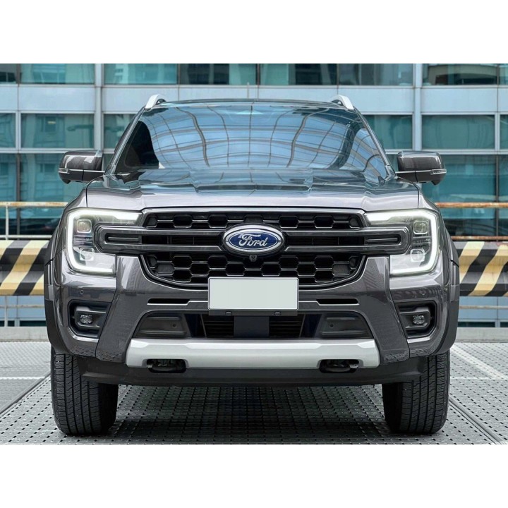 Grill z DRL Ford Ranger T9 2022+ — ABS, czarny połysk, światła dzienne z kierunkowskazem