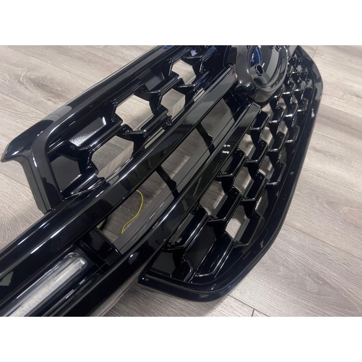 Grill z DRL Ford Ranger T9 2022+ — ABS, czarny połysk, światła dzienne z kierunkowskazem - ujęcie 4