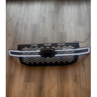 Grill z DRL Ford Ranger T9 2022+ — ABS, czarny mat, światło dzienne na całej szerokości
