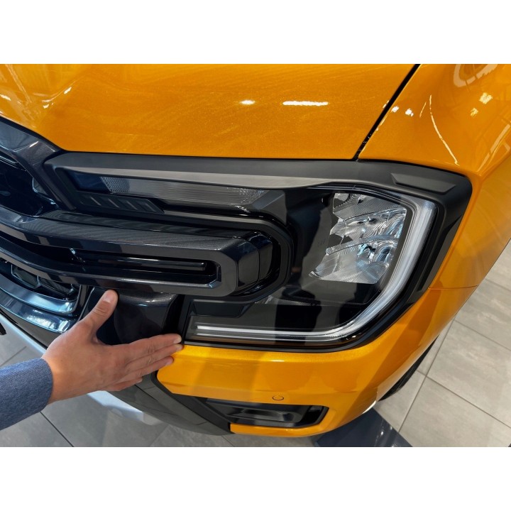 Nakładki stylizacyjne lamp Ford Ranger T9 2023+ — czarne, komplet