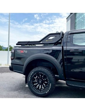 Poszerzenia błotników Ford Ranger T9 2022+ — czarne, śruby ozdobne, wersja bez bocznych czujników PDC