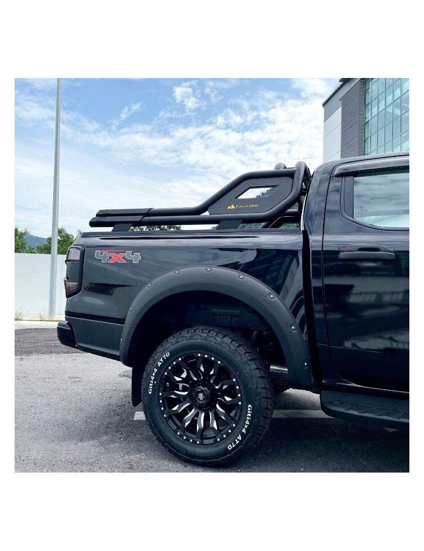 Poszerzenia błotników Ford Ranger T9 2022+ — czarne, śruby ozdobne, wersja bez bocznych czujników PDC