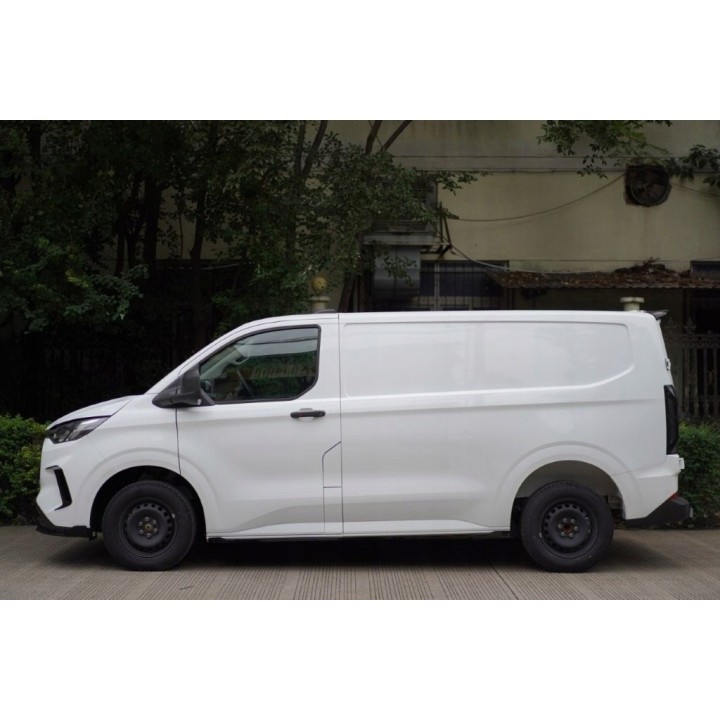 Listwy ozdobne progów TopFire Ford Transit Custom 2022+ — komplet 2 szt.