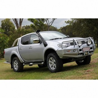 Snorkel Snakeman 4WD — Mitsubishi L200, Mitsubishi Pajero Sport (SNSL200) - ujęcie 2