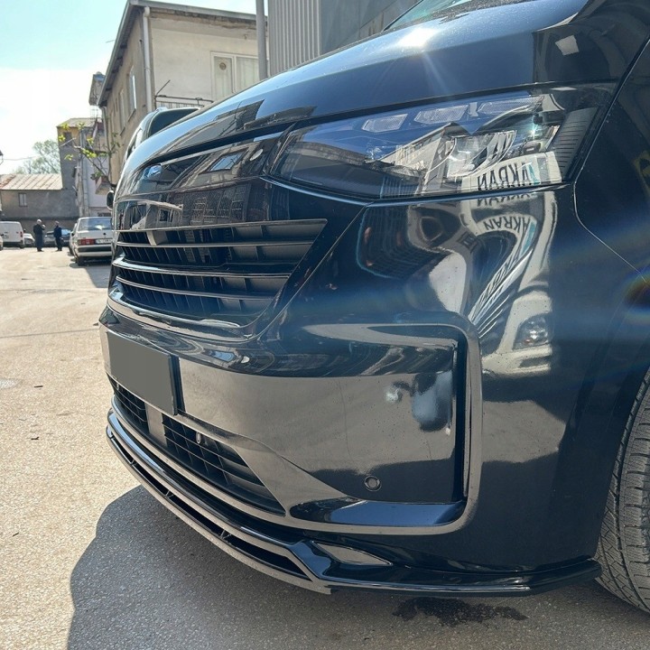Spliter zderzaka przedniego VW Transporter T7 2024+ Version 2 (podwójny)