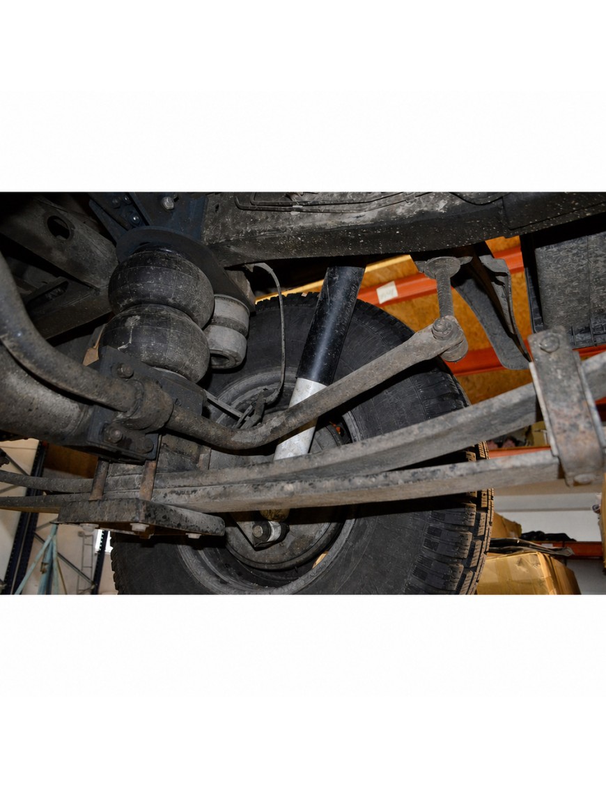 Amortyzator tylny Ironman 4x4 Foam Cell, lift 2" — Mitsubishi L200, Mitsubishi Delica L400, Nissan Patrol K260 - ujęcie 6 Amortyzator tylny Ironman 4x4 Foam Cell, lift 2" — Mitsubishi L200, Mitsubishi Delica L400, Nissan Patrol K260 - ujęcie 6
