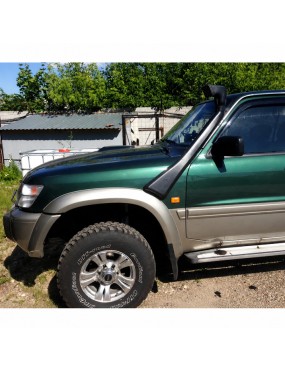 Snorkel Snakeman 4WD — Nissan Patrol Y61 3.0L (SNSY61B)