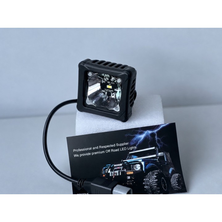 Szperacz LED 30 W z podświetleniem RGB, wiązka spot, 3570 lm - ujęcie 4