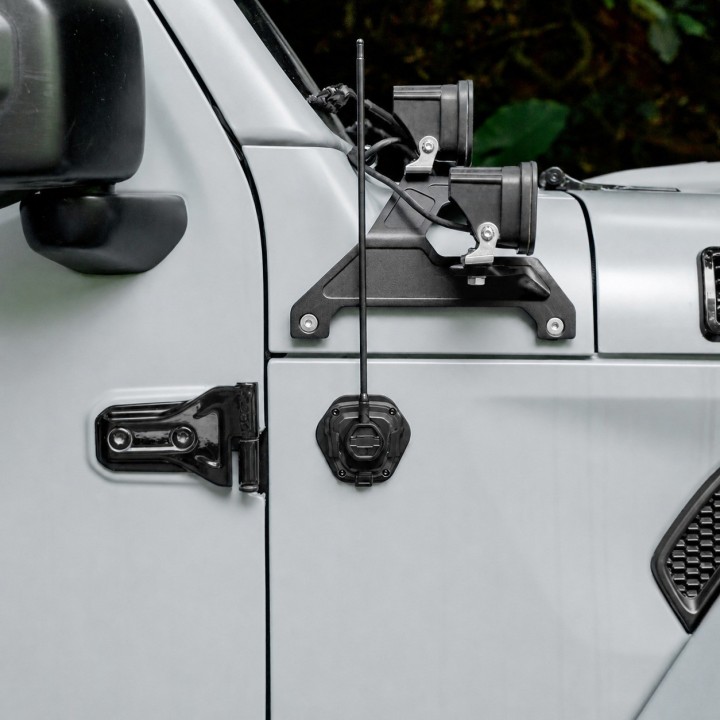 Gniazdo anteny Jeep Wrangler JK/JKU, JL/JLU i Gladiator JT — aluminium anodowane - ujęcie 5