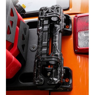 Uchwyt anteny i flagi na zawiesie koła Jeep Wrangler JK / JL — aluminiowy, czarny