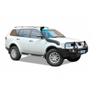 Snorkel SAFARI - Mitsubishi Pajero Sport (2009 - 2013) ARB - ujęcie 2