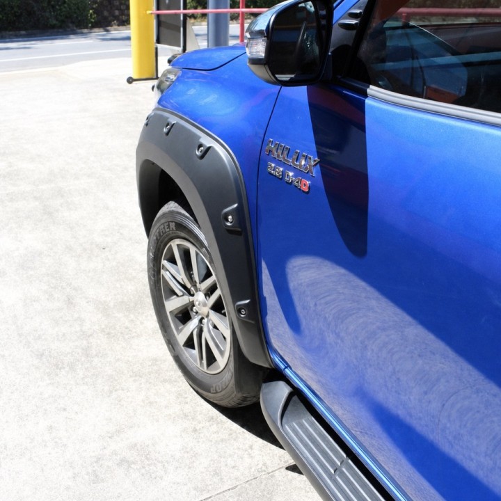 Nadkola poszerzające lldpe - fender flares - snakeman 4WD — Toyota Hilux Revo (SNFF050) - ujęcie 3