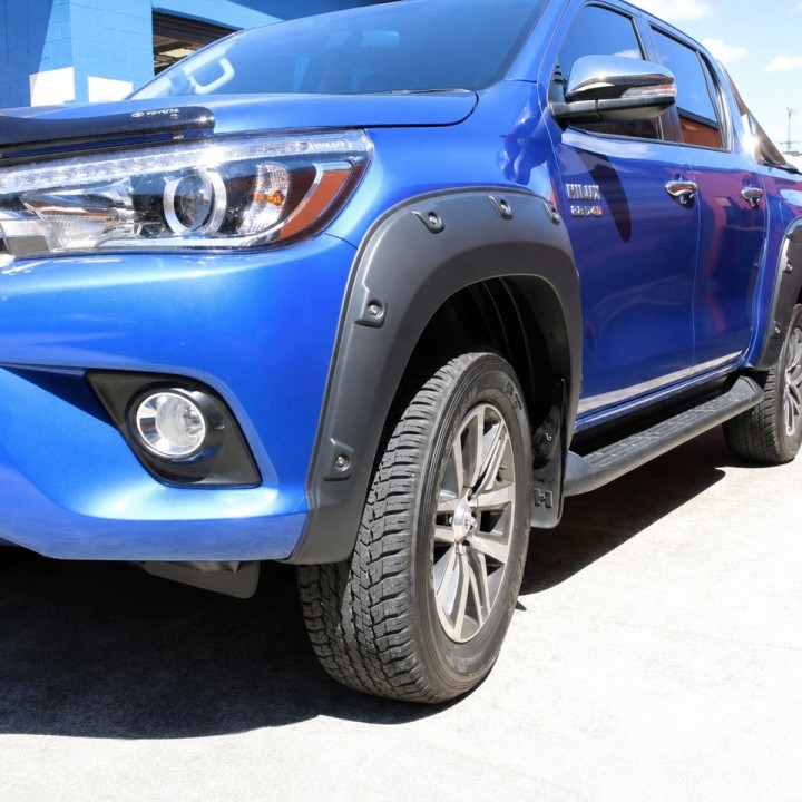 Nadkola poszerzające lldpe - fender flares - snakeman 4WD — Toyota Hilux Revo (SNFF050) - ujęcie 4
