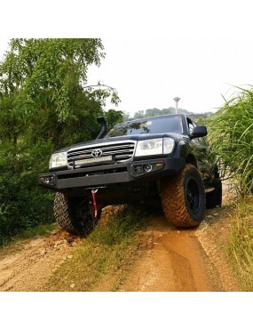 Przedni stalowy zderzak WRAZ z płytą montażową wyciągarki Snakeman 4WD — Toyota Land Cruiser (SNBF08) - ujęcie 3