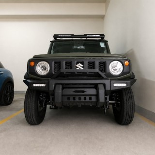 Stalowy zderzak przedni WRAZ z płytą montażową wyciągarki Snakeman 4WD — Suzuki Jimny (SNBF16) - ujęcie 2