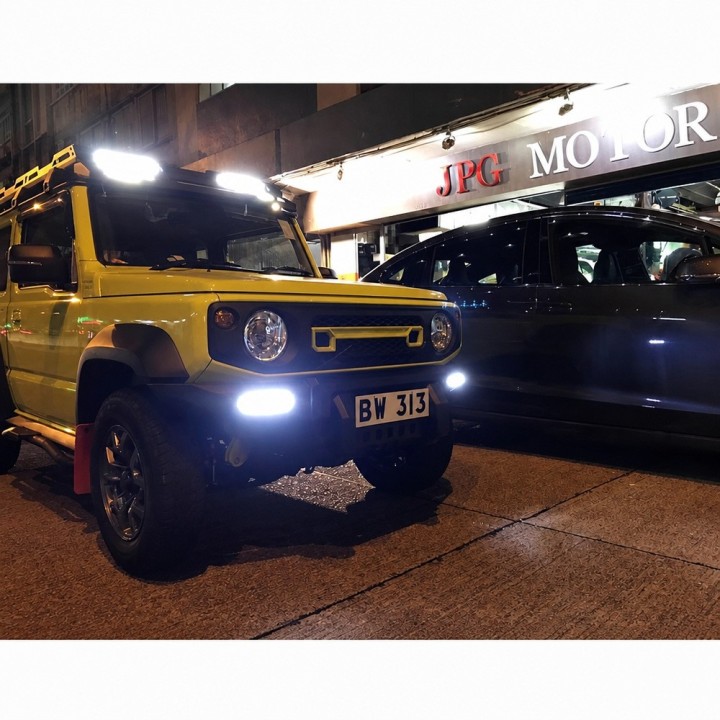 Stalowy zderzak przedni WRAZ z płytą montażową wyciągarki Snakeman 4WD — Suzuki Jimny (SNBF16) - ujęcie 6