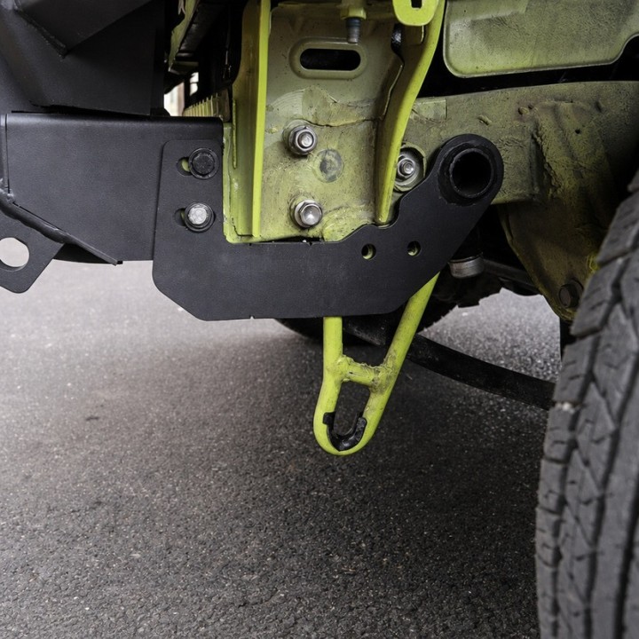 Stalowy zderzak przedni WRAZ z płytą montażową wyciągarki Snakeman 4WD — Suzuki Jimny (SNBF16) - ujęcie 8