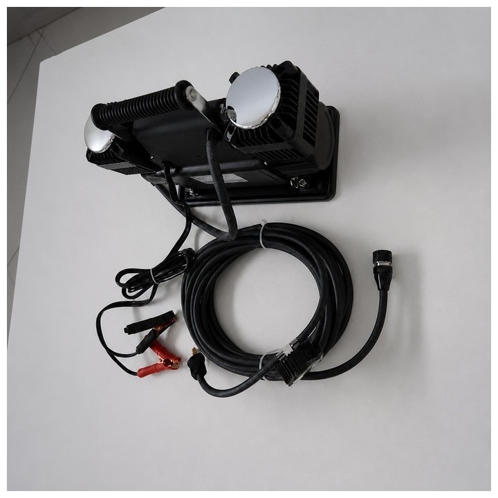 Kompresor do kół 300L/MIN Snakeman 4WD (SNA250B) - ujęcie 3