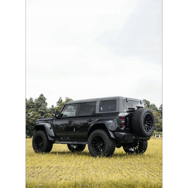Bodykit Ford Bronco 2021+ — stylizacja na wersję Raptor - ujęcie 2