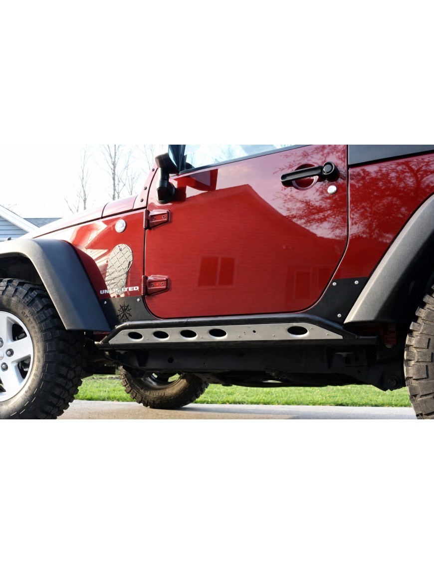Ślizgi progów stalowe TopFire Jeep Wrangler JKU 4D 2007-2017 — z nakładkami aluminiowymi