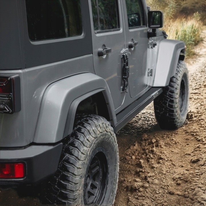 Listwy poszerzające błotniki Jeep Wrangler JK/JKU 2007-2017 — 35-50 mm - ujęcie 3