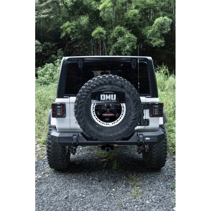 Zderzak tylny aluminiowy OMU Jeep Wrangler JL/JLU 2018+ z otworami na czujniki PDC - ujęcie 2