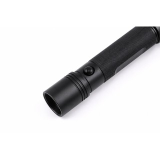 Latarka LED aluminiowa z powerbankiem, młotkiem bezpieczeństwa i nożem do pasów - ujęcie 2