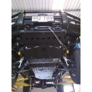 Osłona podwozia Ironman 4x4 — Mitsubishi Pajero (IUP013K) - ujęcie 2