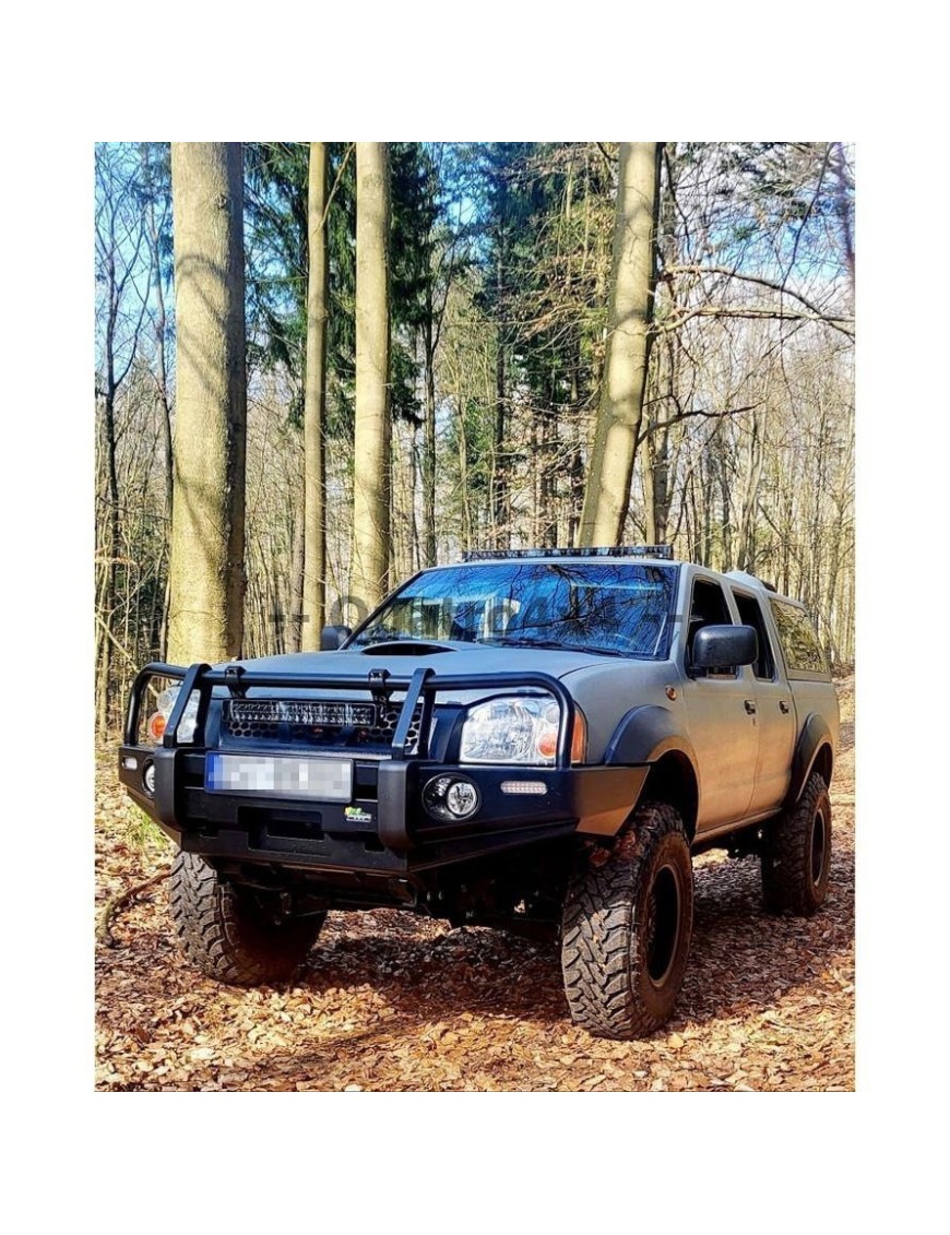 Zderzak Ironman 4x4 — Nissan Navara D22/NP300 (BBCD013) - ujęcie 2 Zderzak Ironman 4x4 — Nissan Navara D22/NP300 (BBCD013) - ujęcie 2