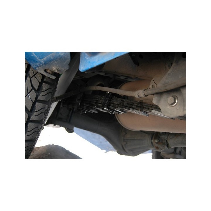 Wzmocniony przedni resor +2',(szt) Ironman 4x4 — Toyota Hilux, Toyota Hilux/4Runner (TOY010B) - ujęcie 3