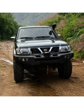 Stalowy przedni zderzak z płytą montażową wyciągarki Snakeman 4WD — Nissan Patrol Y61 (SNBF01) IRONMAN 4x4 - ujęcie 3