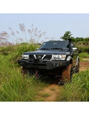 Stalowy przedni zderzak z płytą montażową wyciągarki Snakeman 4WD — Nissan Patrol Y61 (SNBF01) IRONMAN 4x4 - ujęcie 4