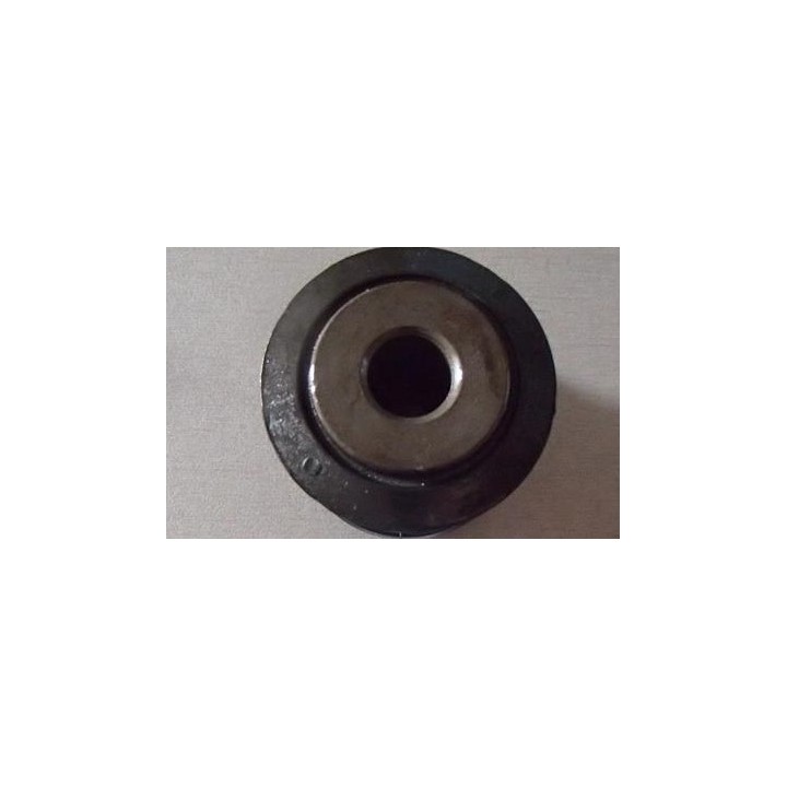 Tuleja panharda przedniego lub tylnego (14 mm) Ironman 4x4 — Nissan Patrol Y60/Y61 (834RT) - ujęcie 2