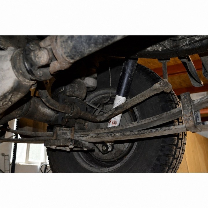 Amortyzator tylny Ironman 4x4 Foam Cell Comfort, lift 2" — Isuzu D-Max, Mitsubishi L200, Mitsubishi Delica L400 - ujęcie 8
