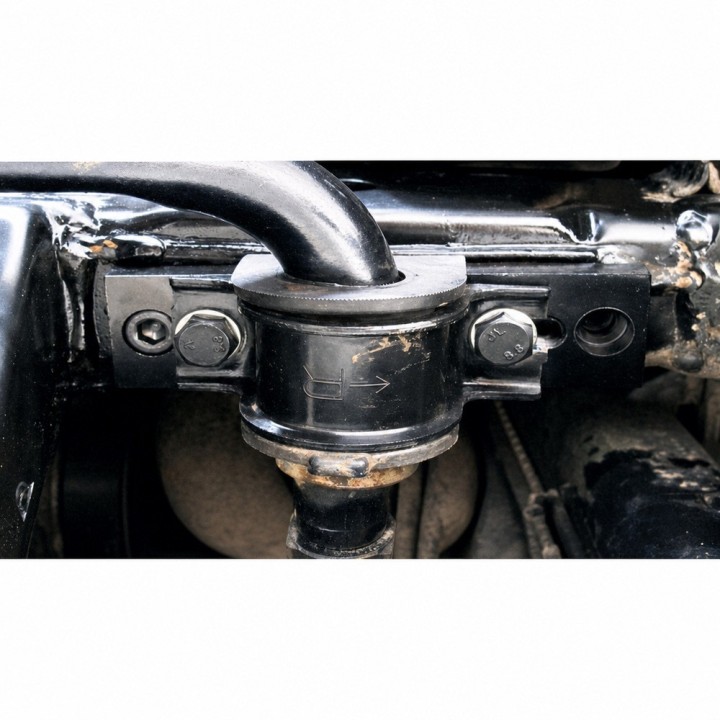 Przedni zestaw obniżenia stabilizatora IRONMAN4X4 — Toyota 4Runner, Toyota FJ Cruiser, Toyota Fortuner (1198K) - ujęcie 4