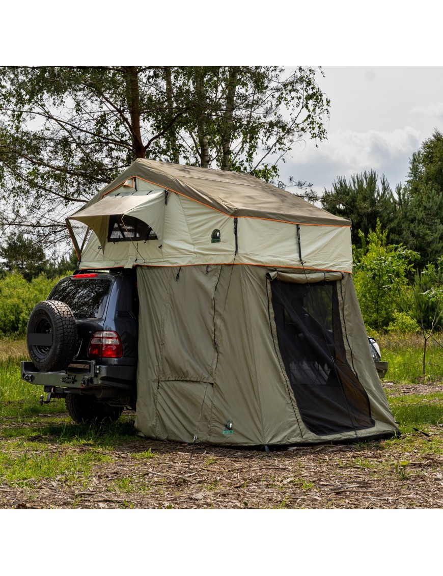 Wild Camp Hudson 160 annex in green attached to a roof top tent on a 4x4