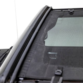 Siatkowa osłona przeciwsłoneczna XG Cargo Magne-Lok Jeep JL / JT - ujęcie 2