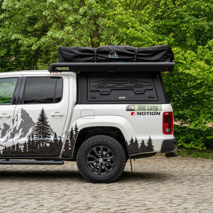 Markiza boczna Wild Camp Horizon w kasecie aluminiowej z LED - ujęcie 3