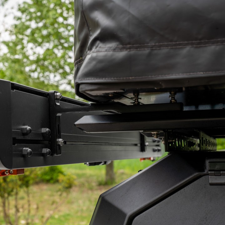 Markiza boczna Wild Camp Horizon w kasecie aluminiowej z LED - ujęcie 12