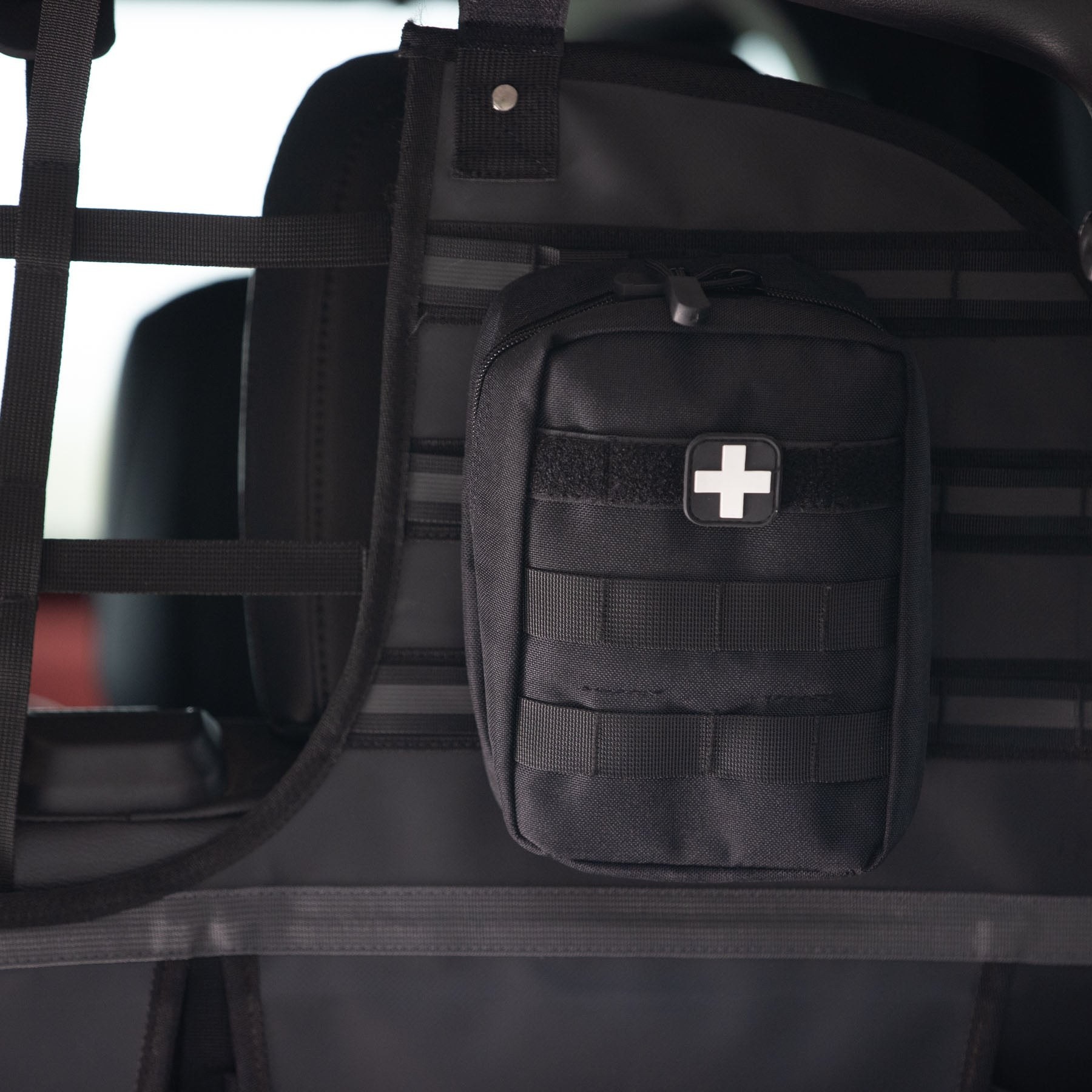 Apteczka na taśmach MOLLE ściany XG Cargo Sportsman