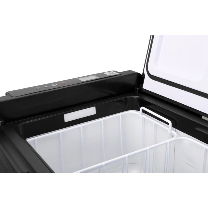 Przenośna lodówka kompresorowa Yolco GCX47 Black 47 l - ujęcie 11