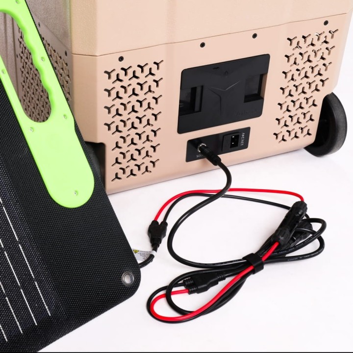 Przenośny panel fotowoltaiczny Yolco ZS100W, 100 W, USB-A i USB-C - ujęcie 8