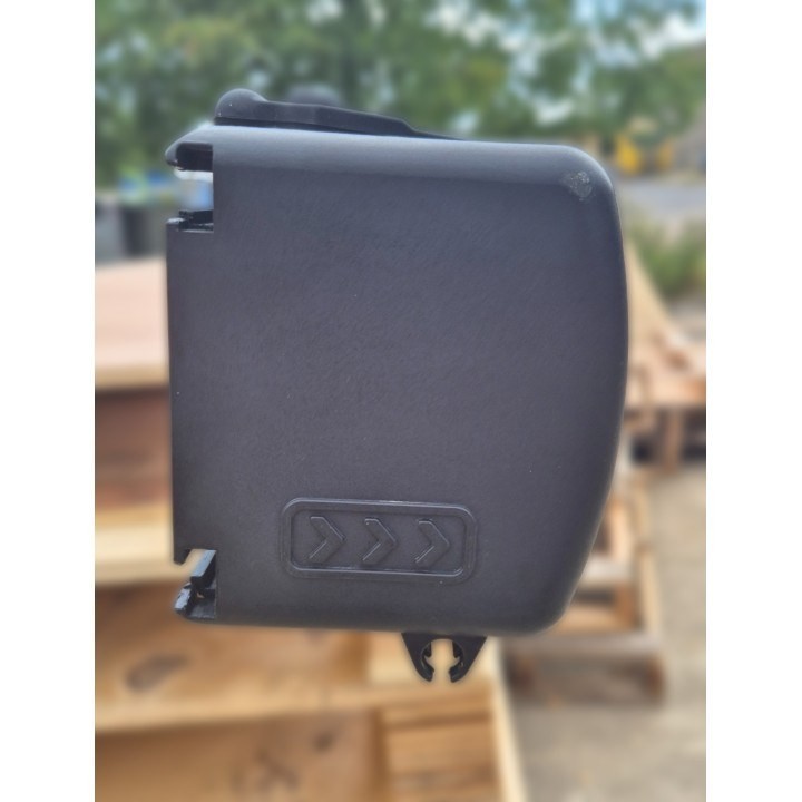 Markiza samochodowa 2x2m z kasetą aluminiową Kangaroowinch - ujęcie 5